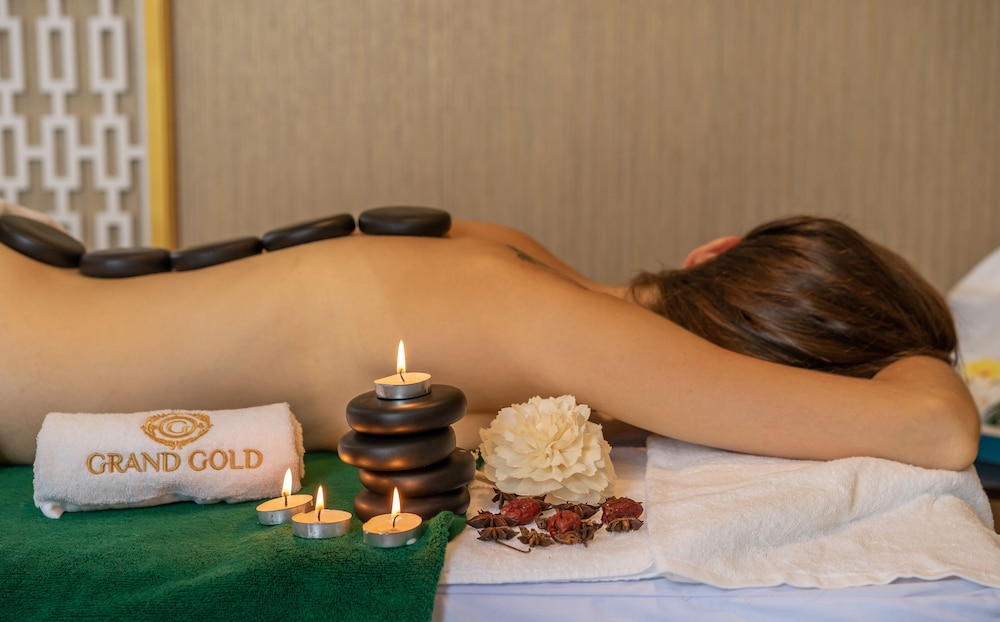 Grand Gold Hotel Da Nang photo3