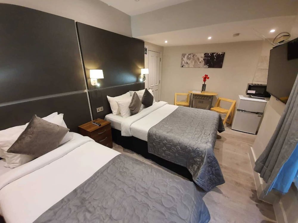 W6 Hotel 16/74