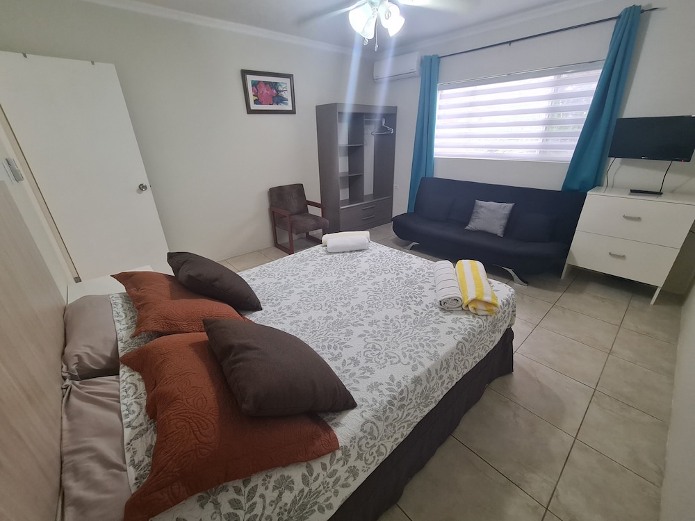 Bubali Villa And Apartments 23/70