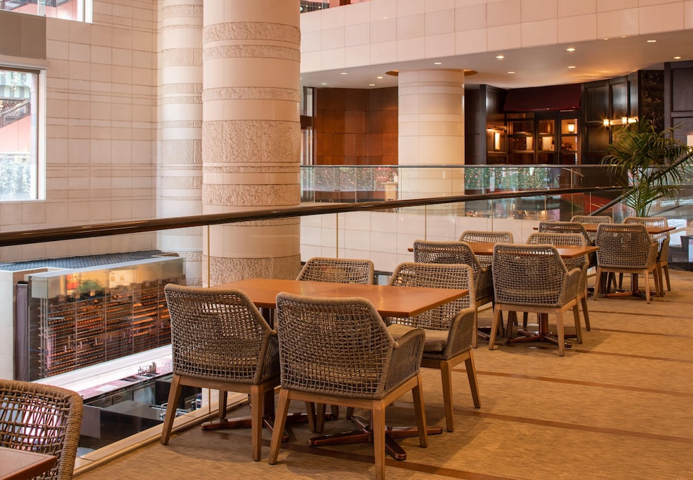 GRAND HYATT FUKUOKA 55/66