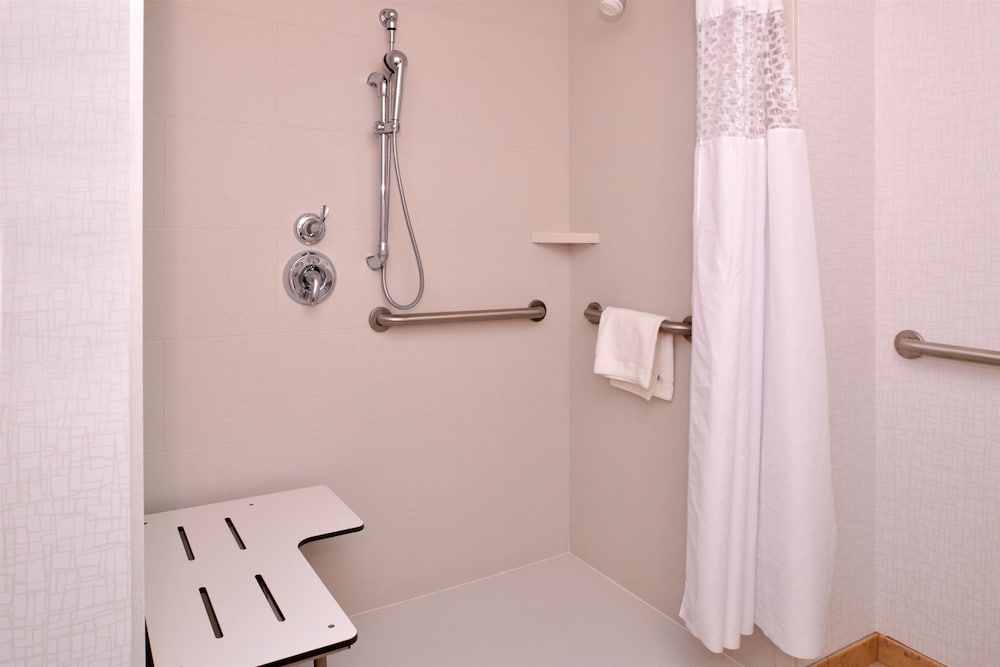 HAMPTON INN OMAHA MIDTOWN-AKSARBEN AREA 19/50
