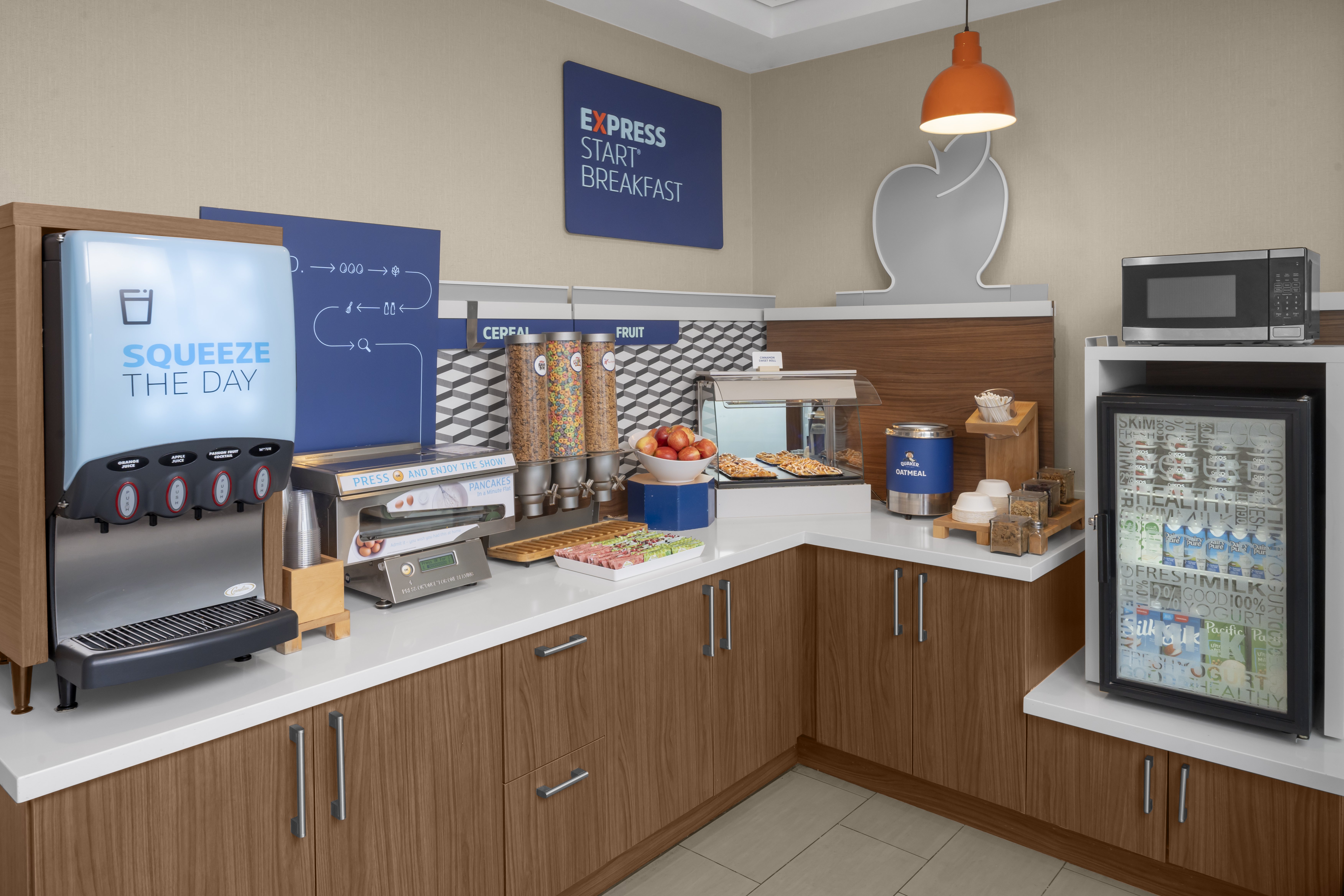 Holiday Inn Express & Suites Boston - Cambridge 40/47