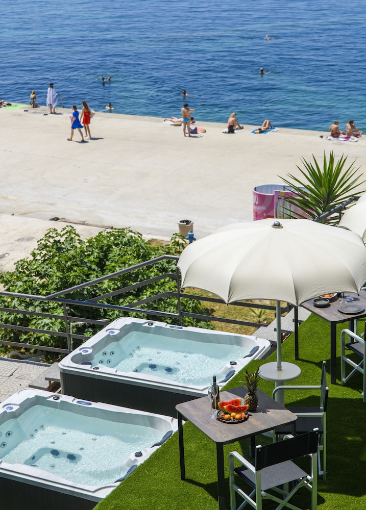 Via Mare Luxury Rooms 20/21