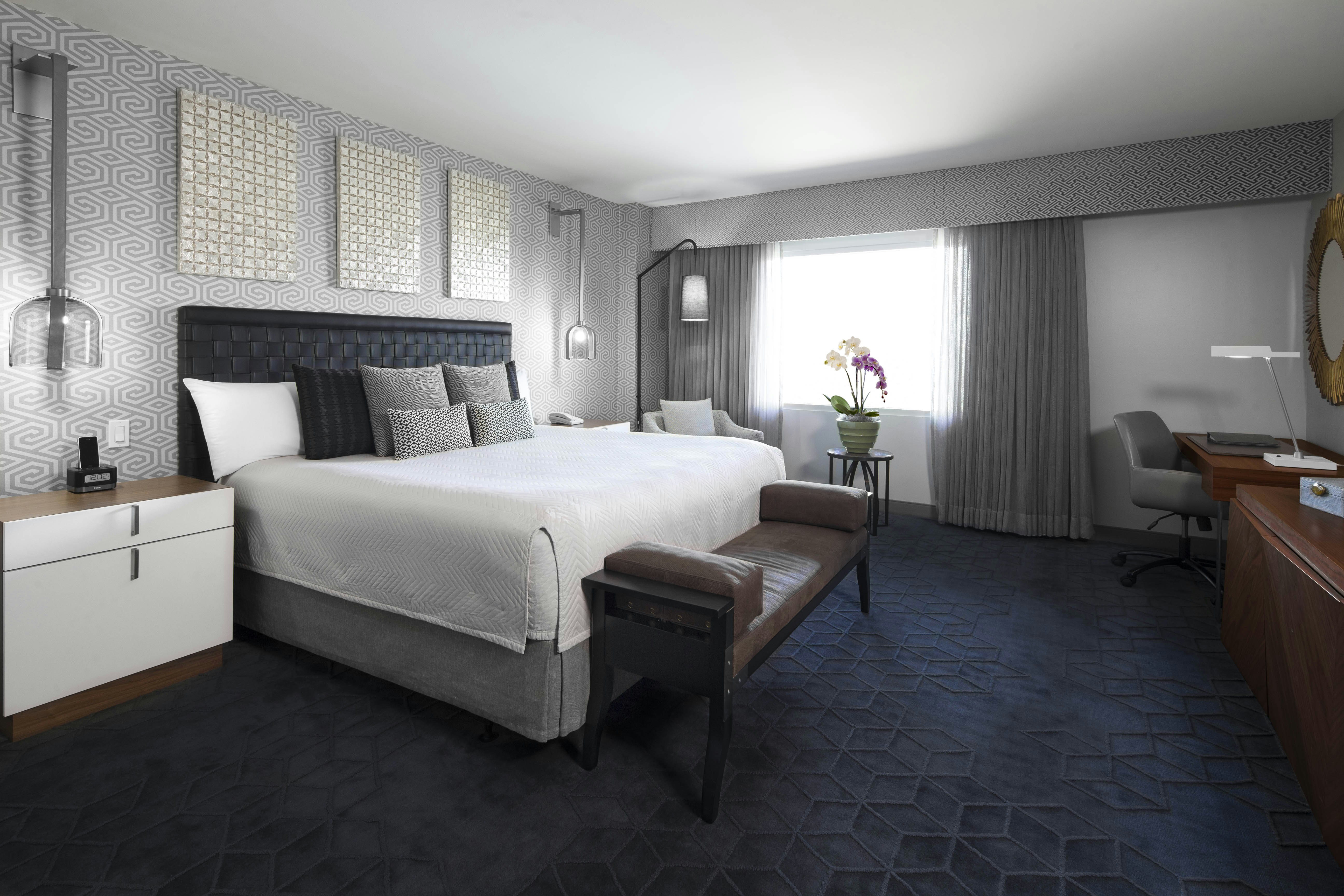 Universal's Loews Royal Pacific Resort 11/56