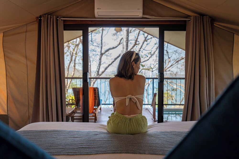 Isla Chiquita Glamping Hotel 21/50
