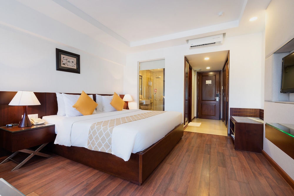 Hoang Ngoc Beach Resort 11/87