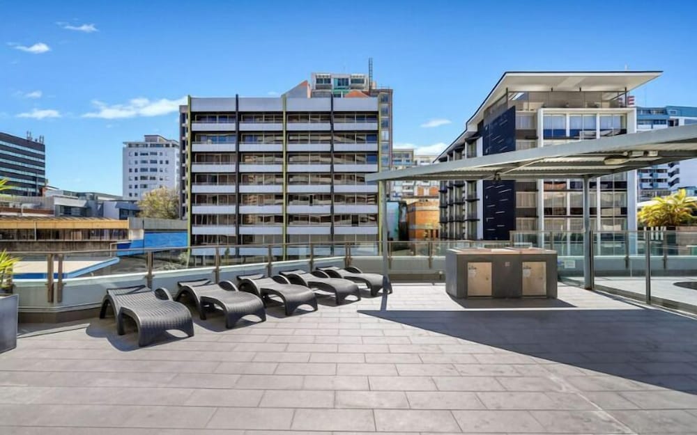 Astor Apartments 34/50