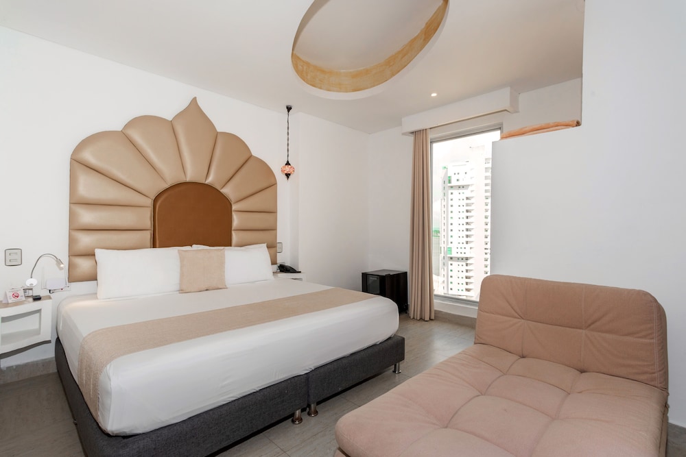 Hotel Cartagena Dubai 17/50