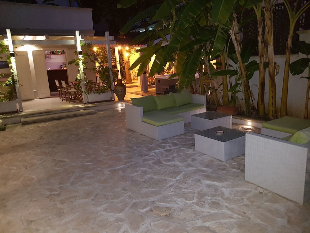 Mina Accomodation 17/22