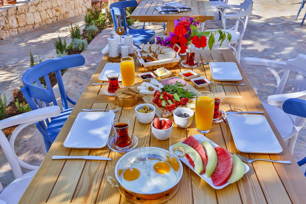 Livia Hotel 35/57
