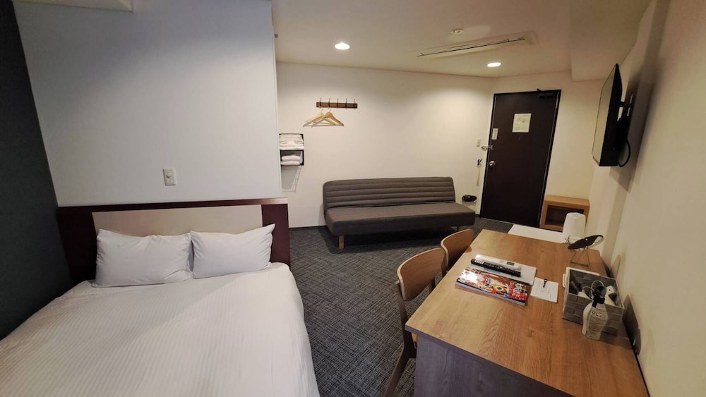 Grampus Inn Osaka 15/50