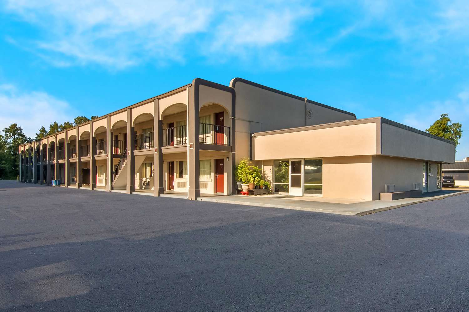 Econo Lodge Goldsboro Hwy 70 21/22