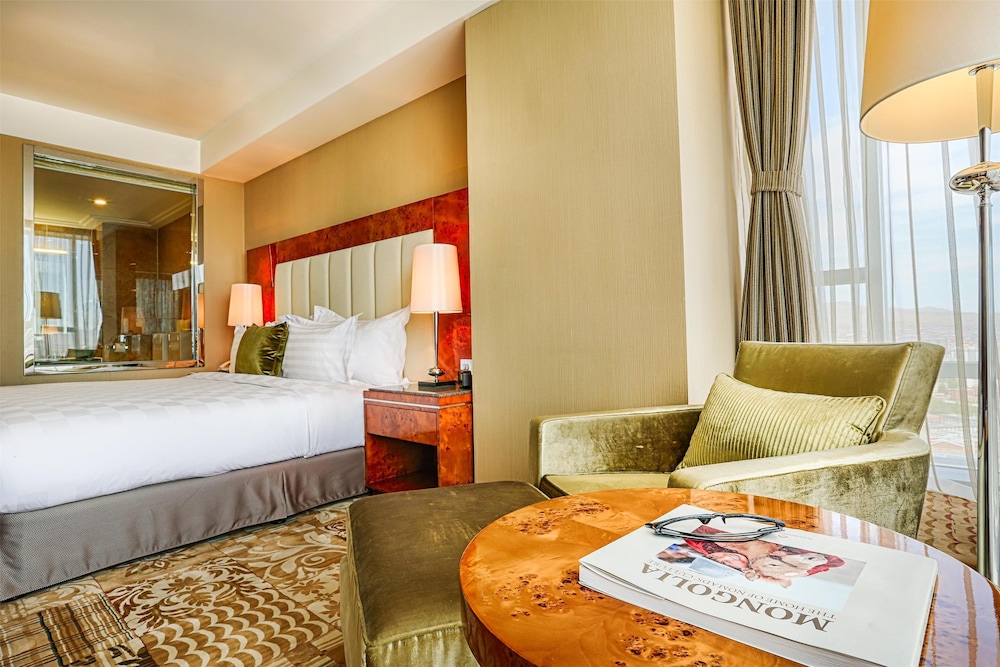 Suite, King Bed