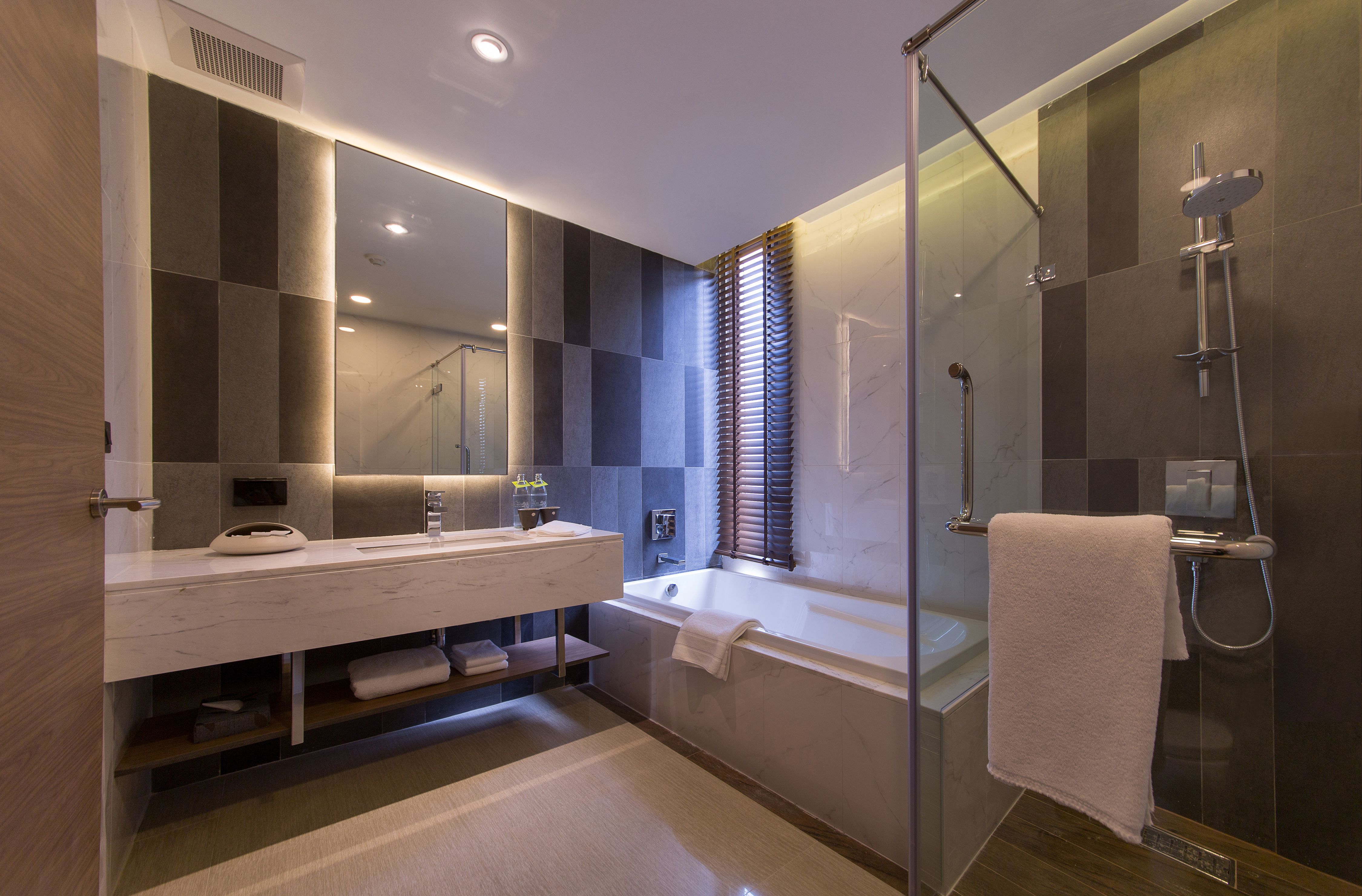 LiT Studio، Lit Bangkok Residence 6/7