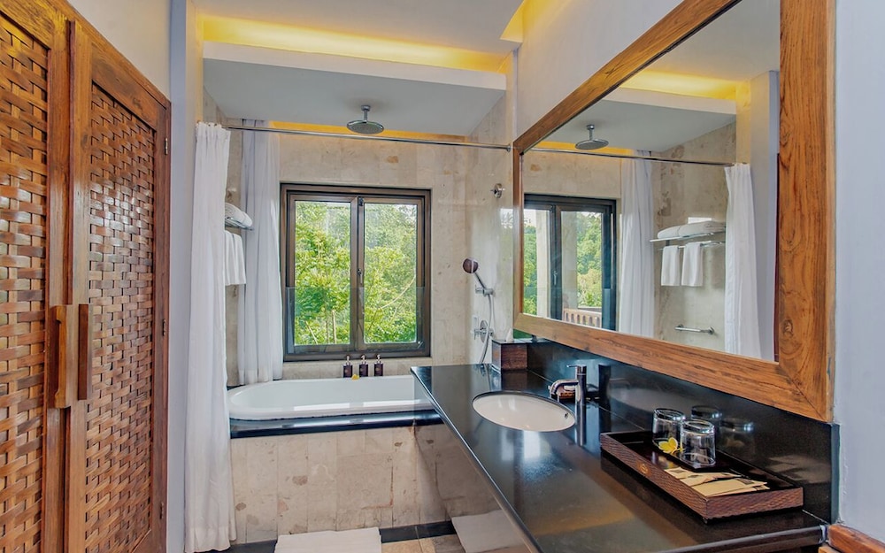 The Lokha Ubud Resort Villas And Spa 35/35