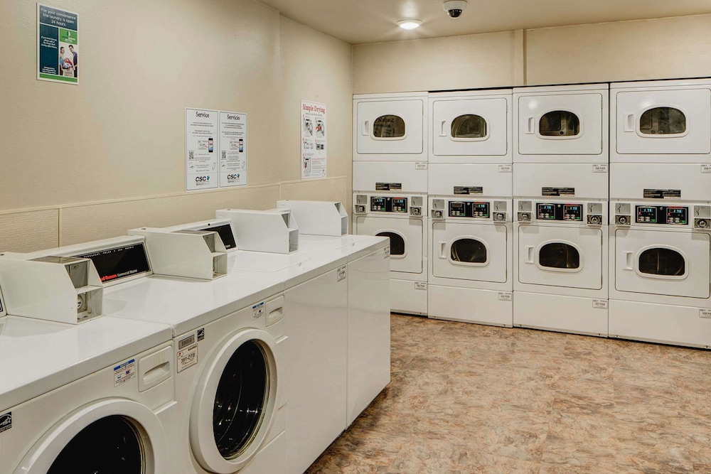 WoodSpring Suites Columbus NE I-270 Airport 29/38