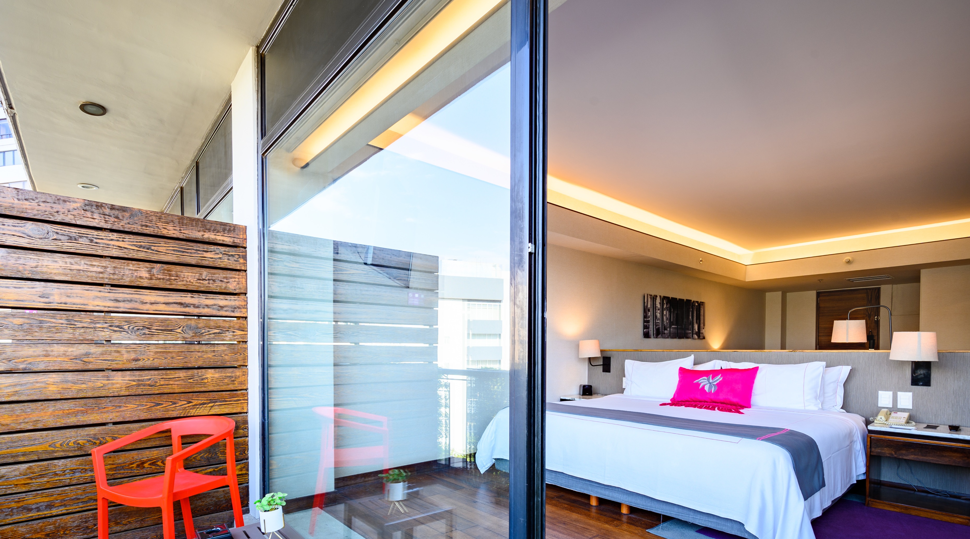 Master, Suite
