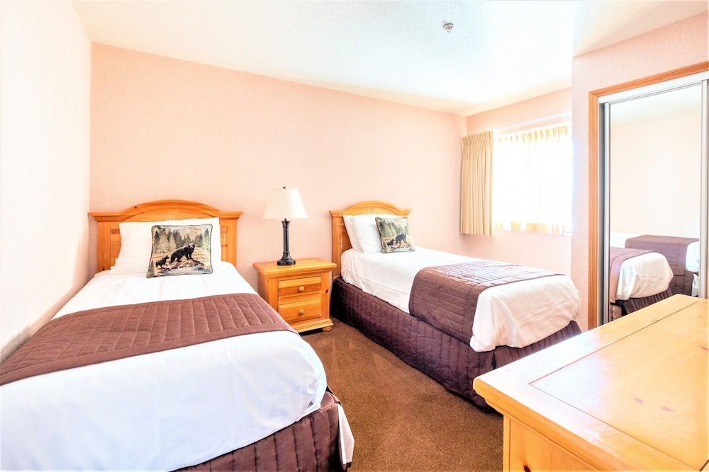 Lagonita Lodge 10/50