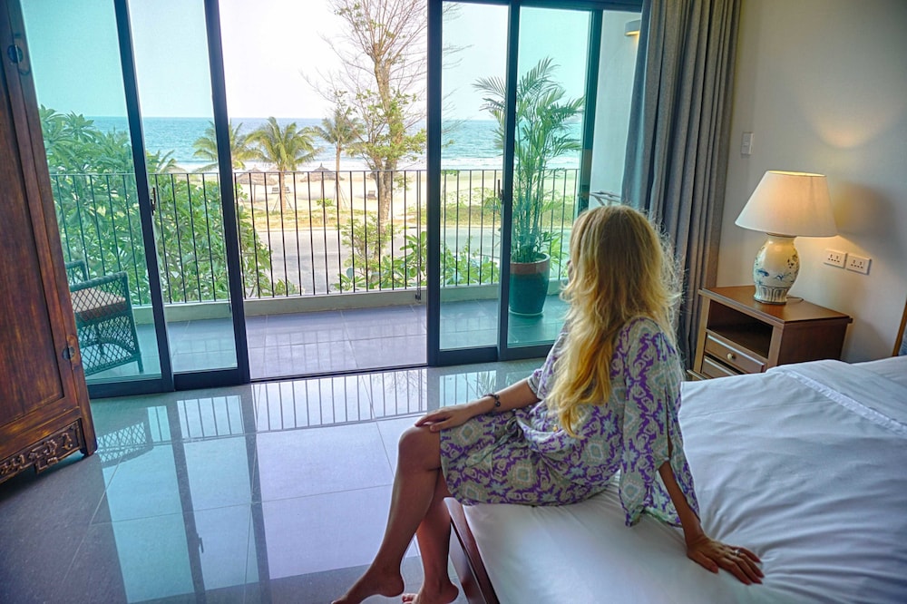 Dan Oasis Beach Hotel and Apartment 15/37