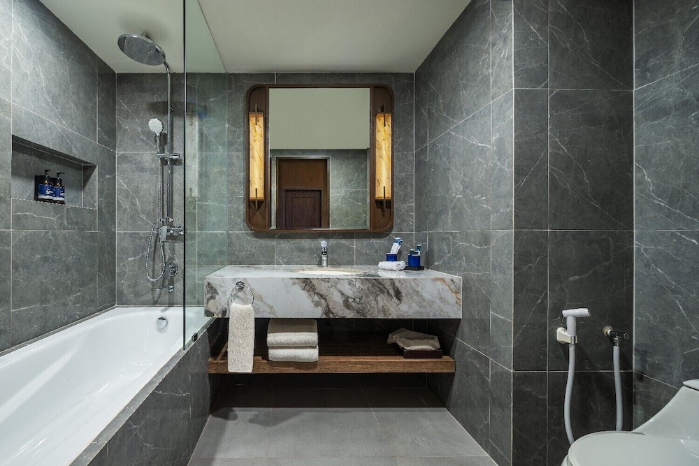 Aston Kuta Hotel and Residence 63/65