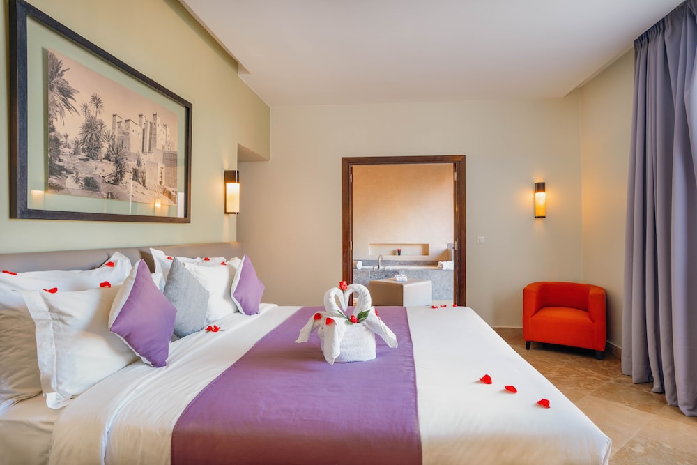 2 BEDROOMS, VILLA