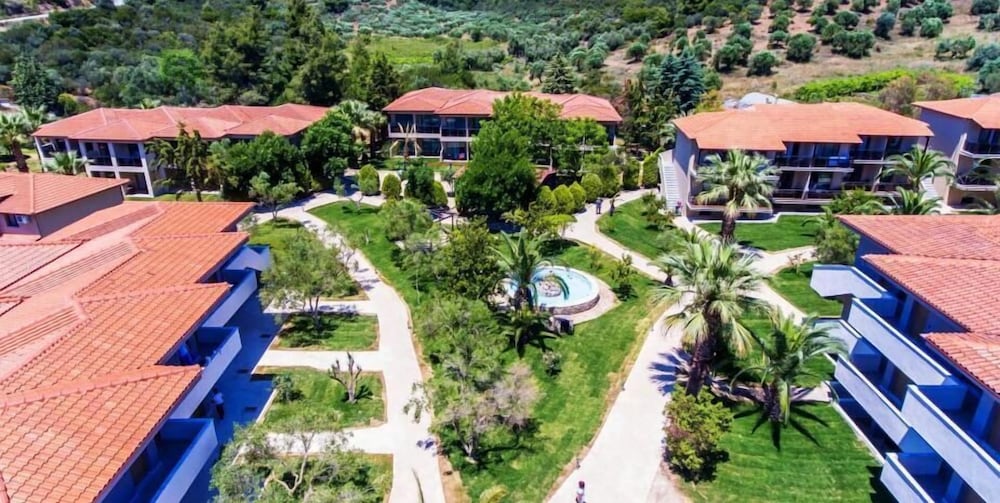 Poseidon Hotel Sea Resort 40/47