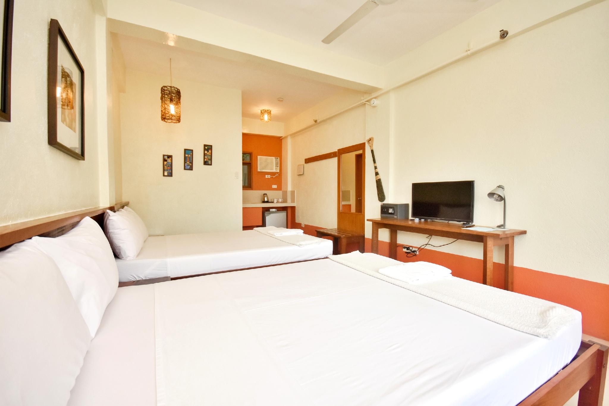 DELUXE, TWIN BEDS