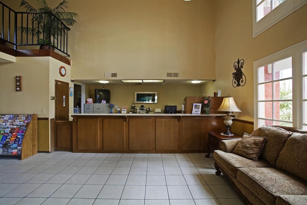 Days Inn By Wyndham Hemet 3/18