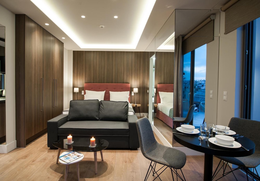 Athens Platinum Rooms and Suites 38/57