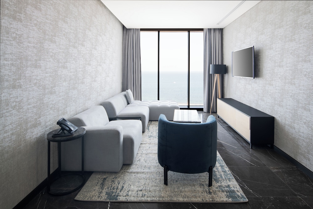 Park Inn by Radisson Hotel & Apartments Kuwait 48/62