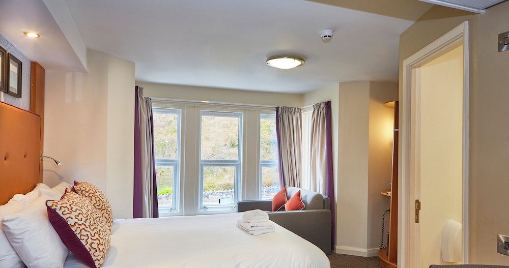 Craigside Manor 26/60