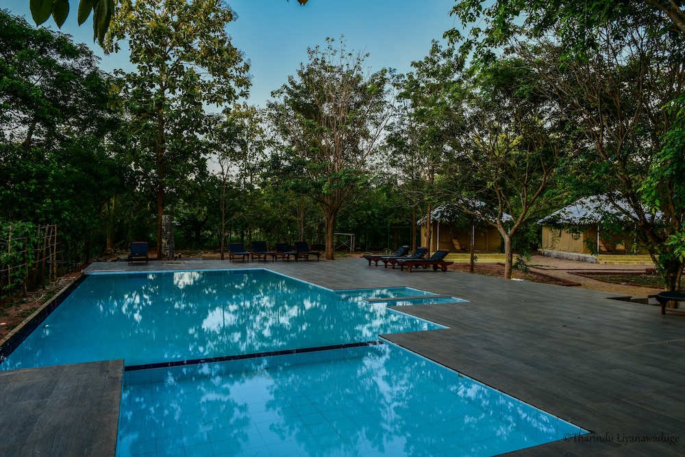 Rangiri Dambulla Resort 32/35