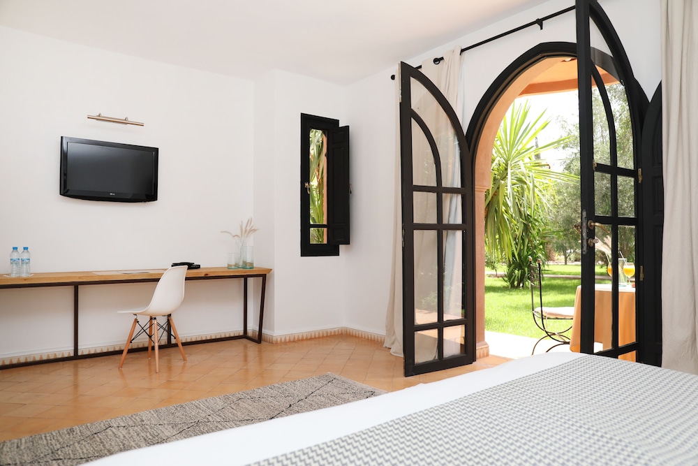 Villa Al Assala La Palmerale 8/80