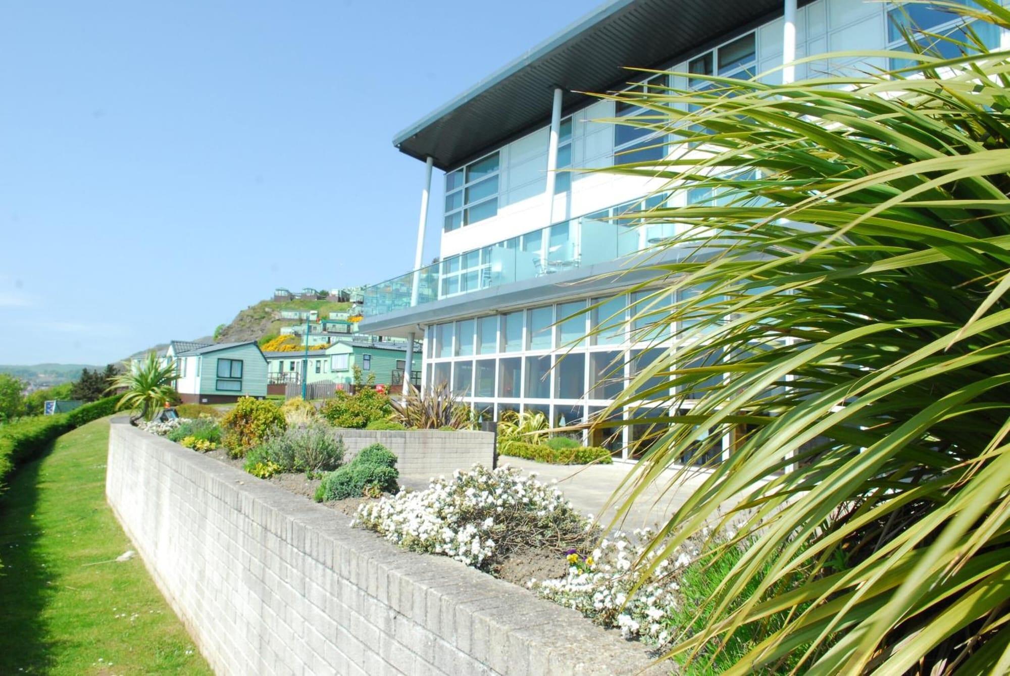 The Bay Hotel 2/39