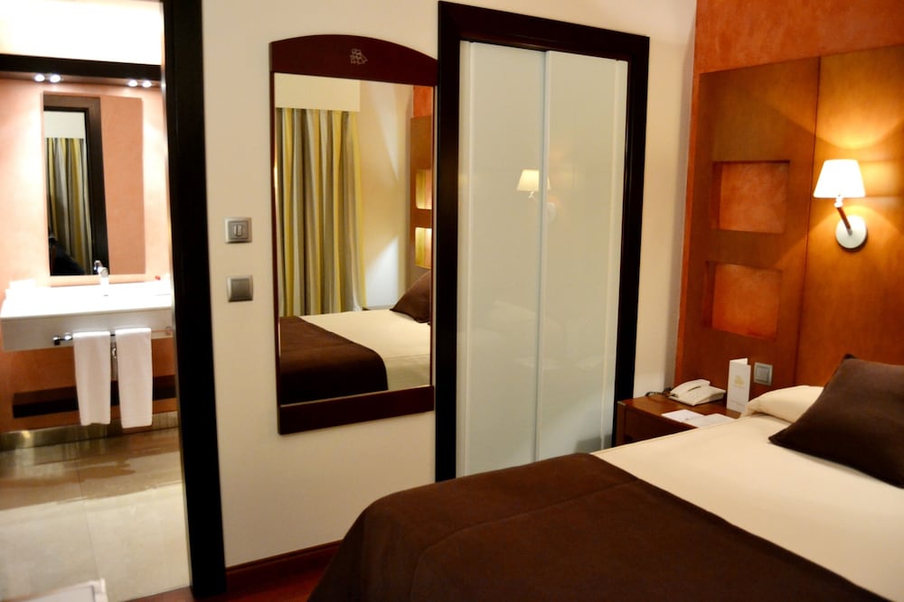 Maroa Hotel Ex Hotel America Vigo 10/48