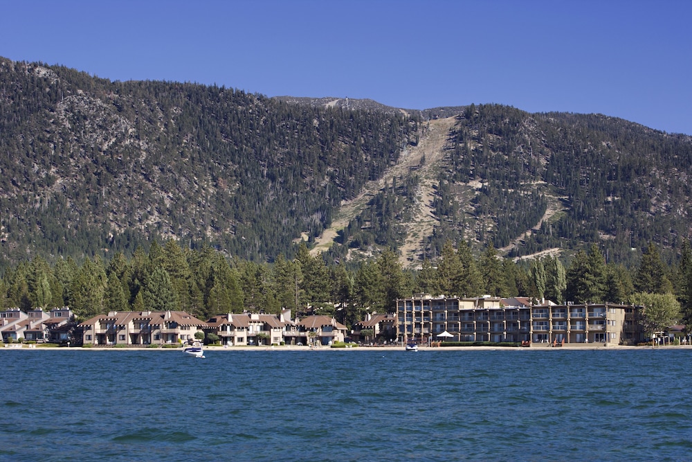 Tahoe Lakeshore Lodge & Spa 56/62