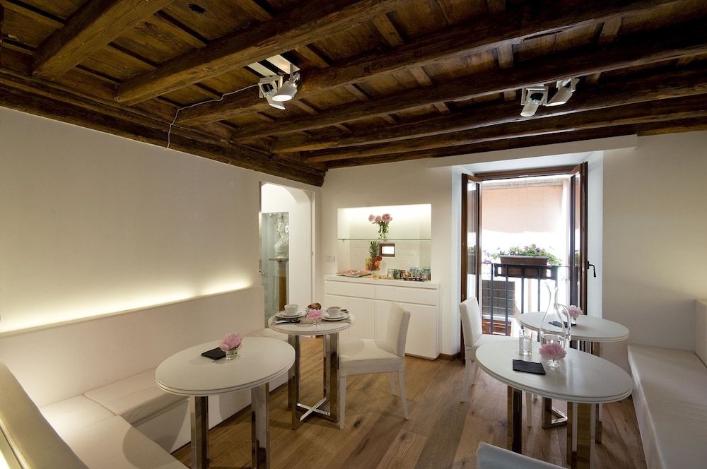 GIGLI D'ORO SUITE 22/33