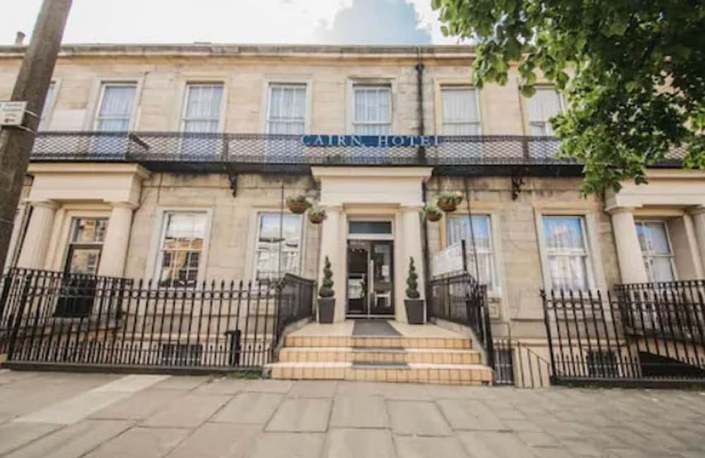 Cairn Hotel - Edinburgh 7/60