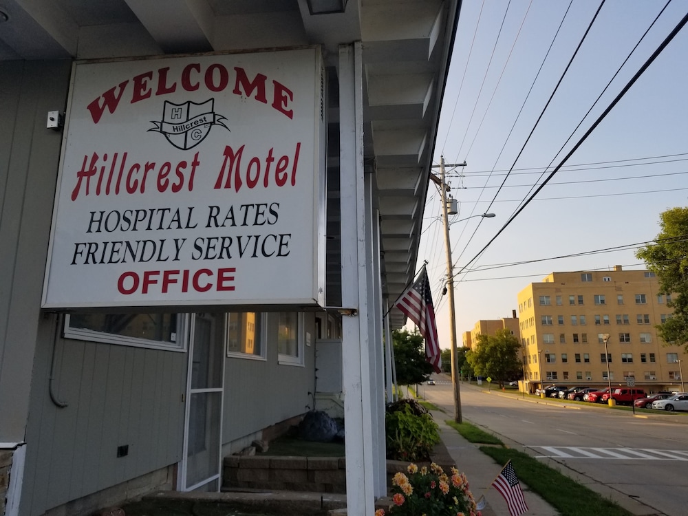 Hillcrest Motel 1/28