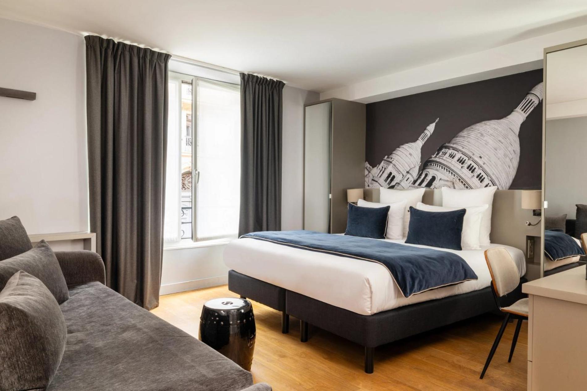 Deluxe, Suite, King Bed, Sofa, Sauna