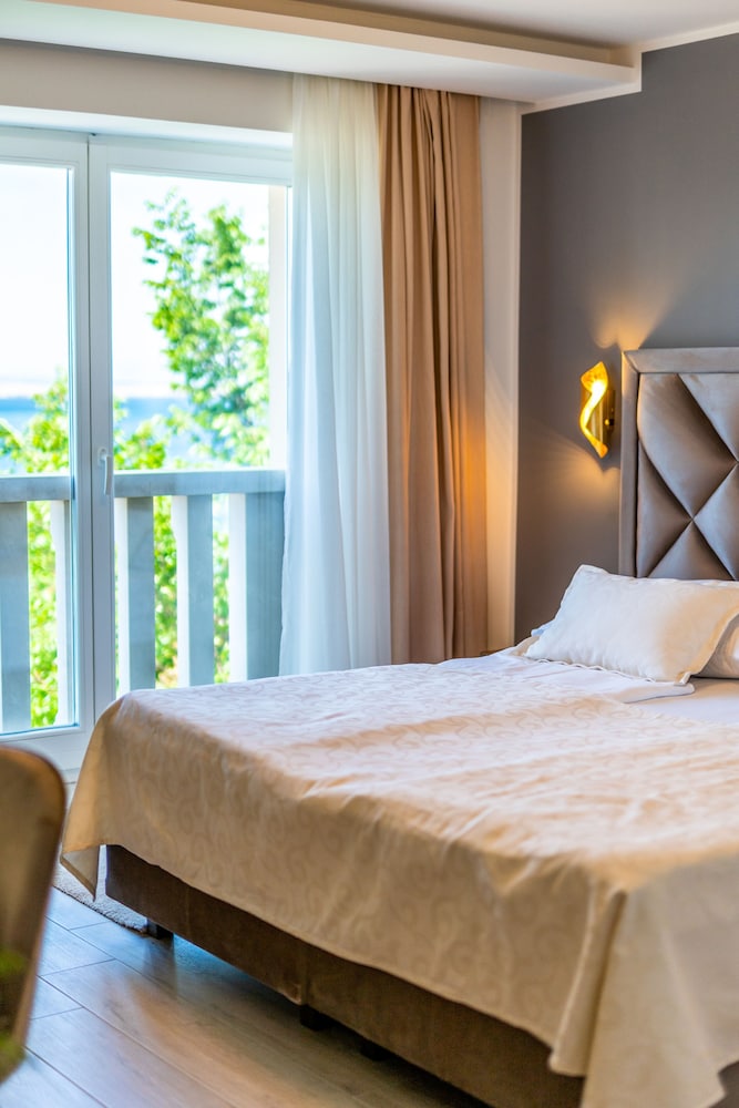 Heritage Hotel Stypia 18/50