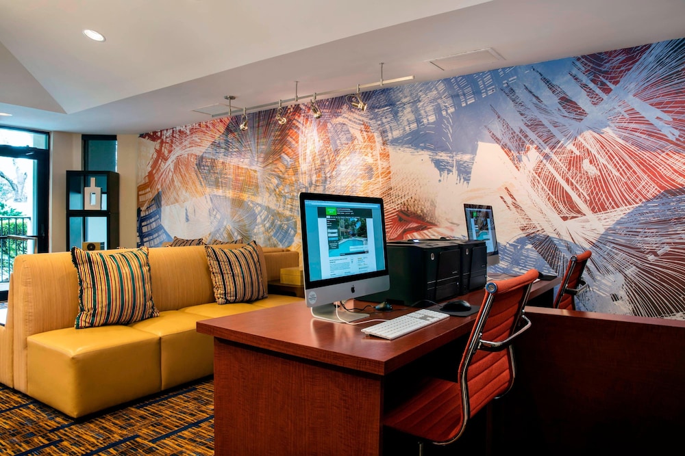 Courtyard Fort Lauderdale Coral Springs 24/27