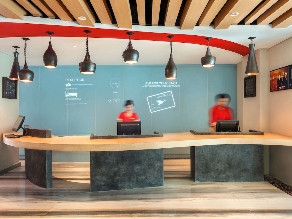 IBIS YOGYAKARTA ADI SUCIPTO 5/54
