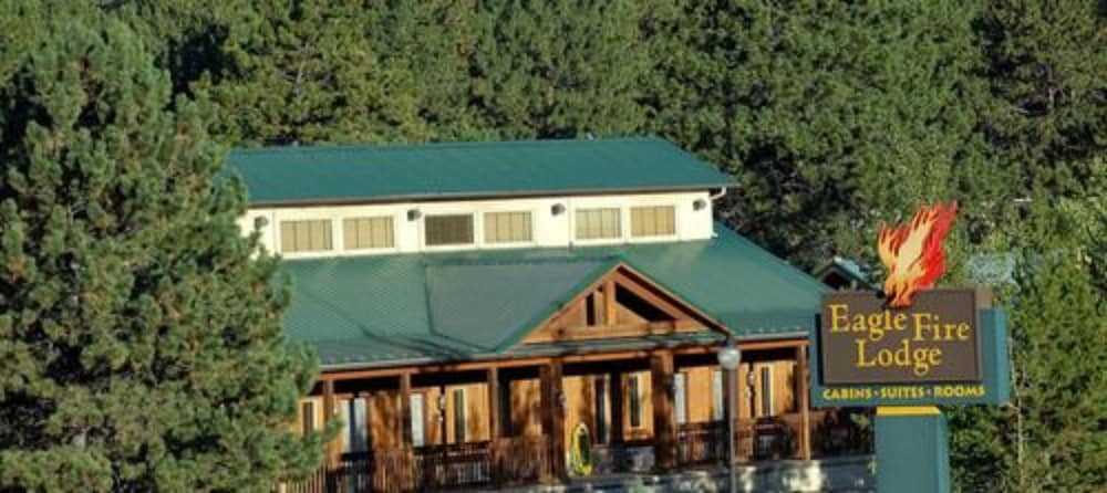 Eagle Fire Lodge Cabins 2/75