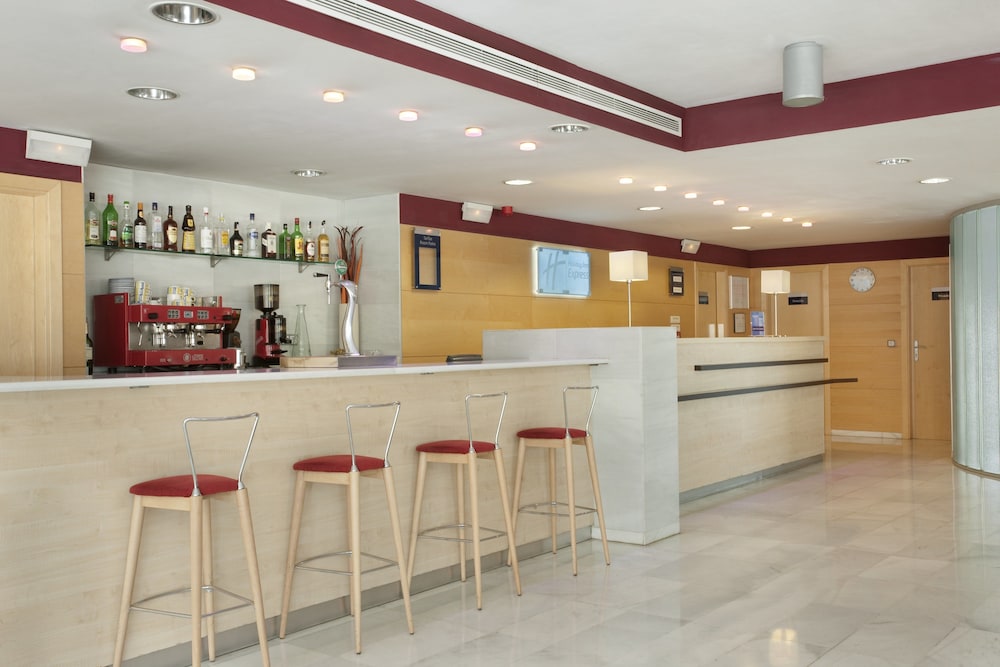 HOLIDAY INN EXPRESS MADRID - ALCORCON 7/33