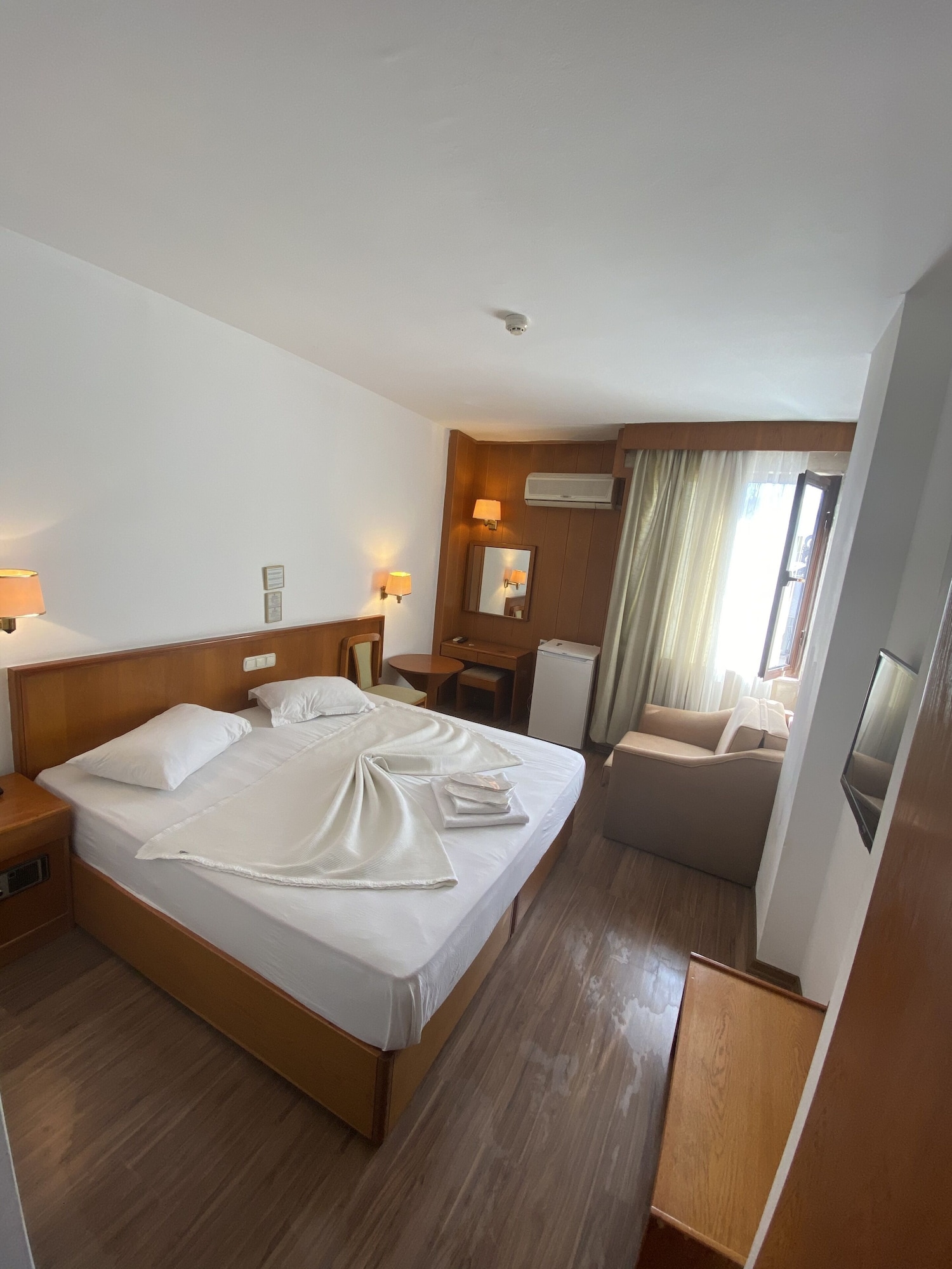 DESIGN, DOUBLE BED
