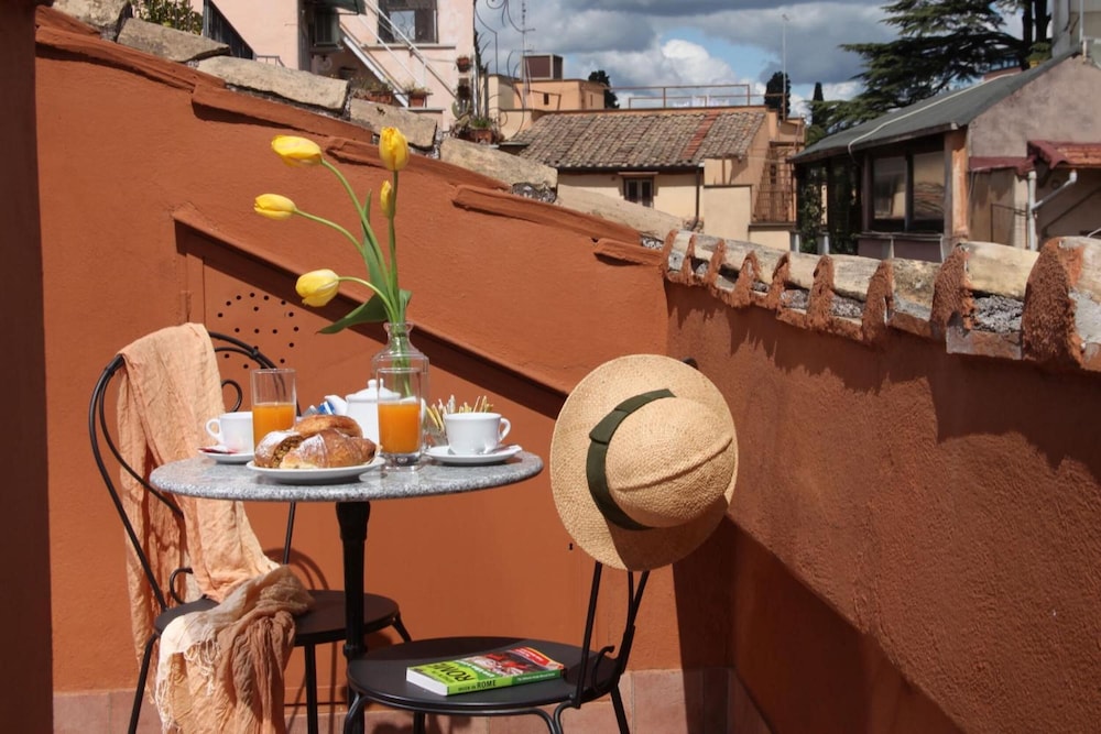 Hotel Modigliani 50/61