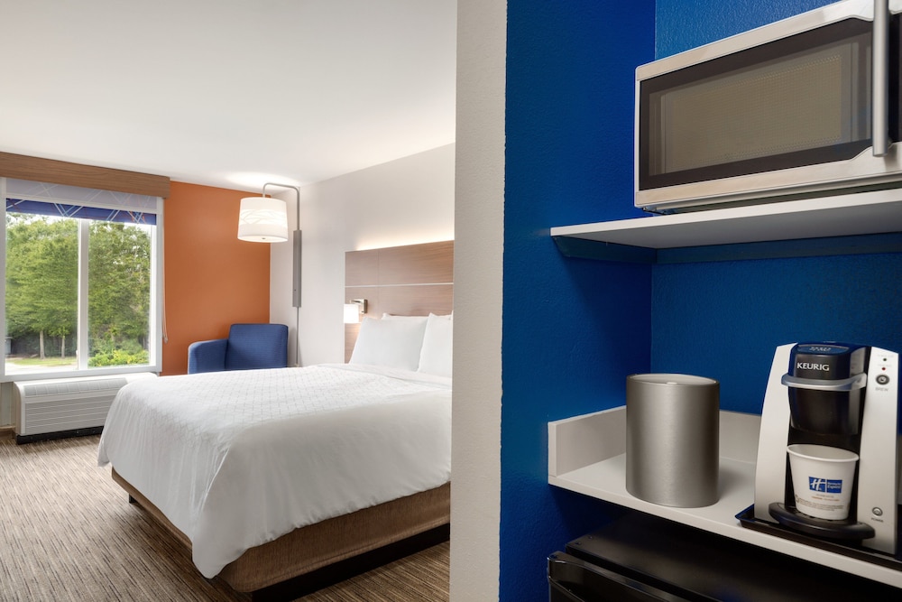 Holiday Inn Express Hotel Suites Auburn University Area 21/53