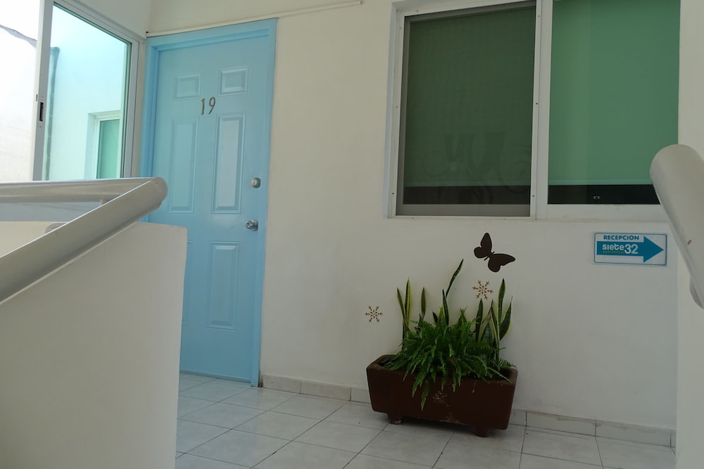 Aparthotel Siete 32 8/40