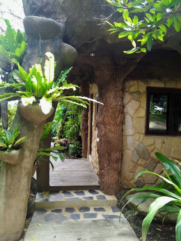 Bura Resort Chiang Rai 52/57